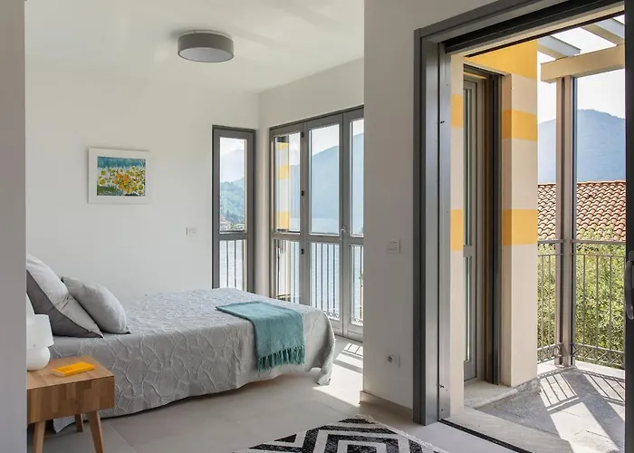 Vakantiehuis Casa Degli Ulivi - Ossuccio, Tremezzina By Lovecomo *